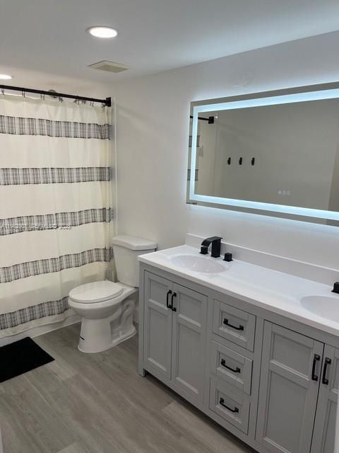 Activo con contrato: $235,000 (2 camas, 1 baños, 834 Pies cuadrados)