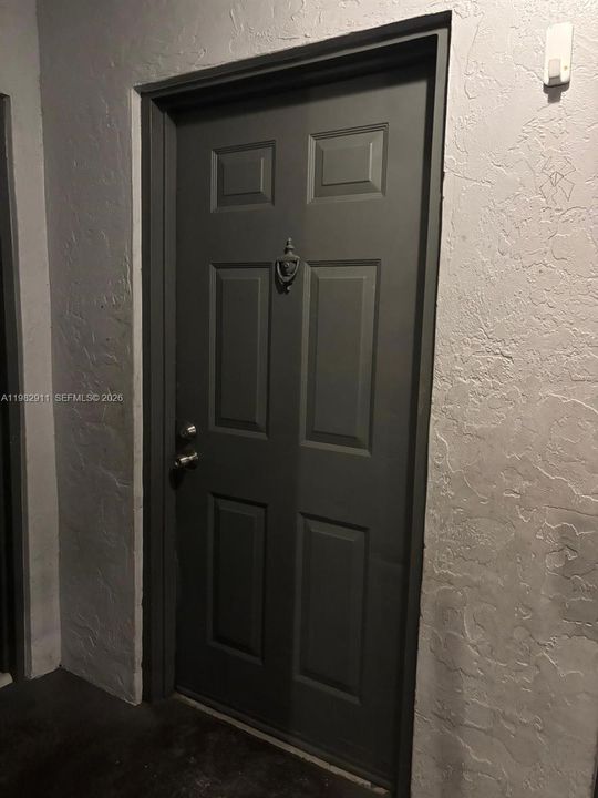 На продажу: $129,900 (2 спален, 1 ванн, 850 Квадратных фут)