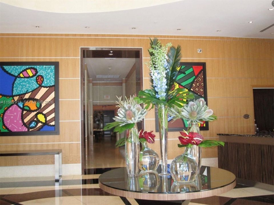 Под контрактом: $1,950 (0 спален, 1 ванн, 632 Квадратных фут)