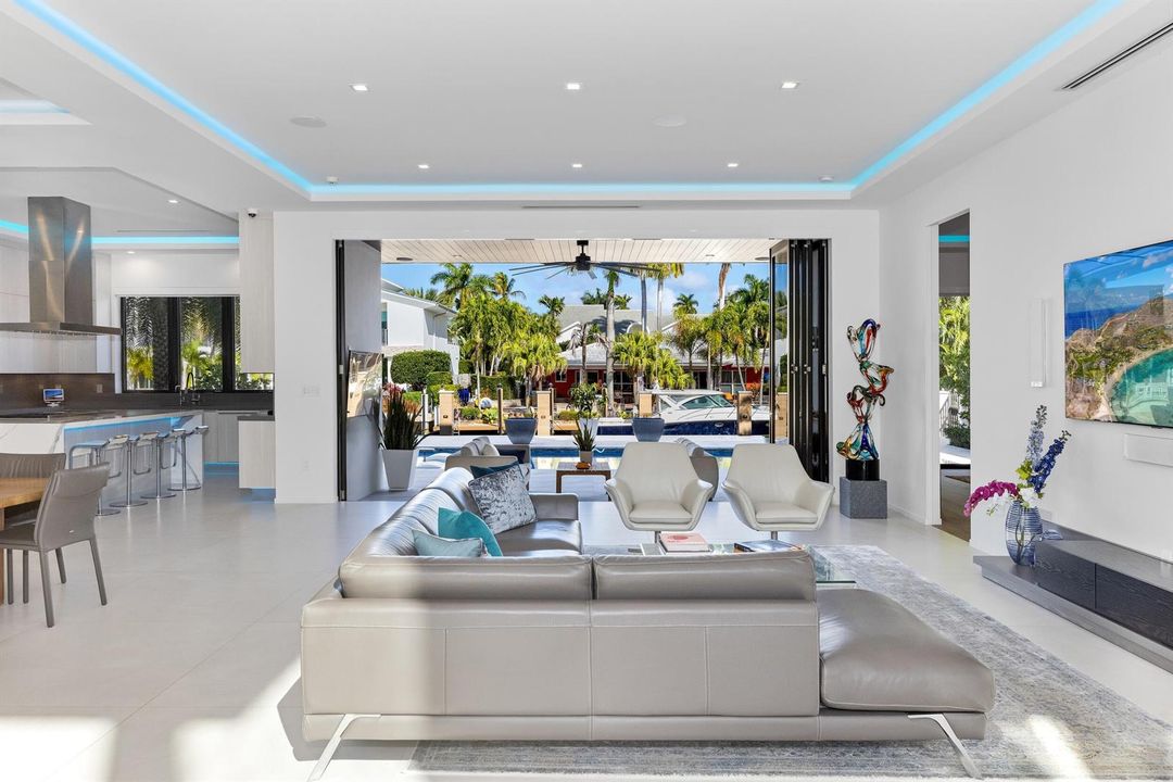 Family Room 3