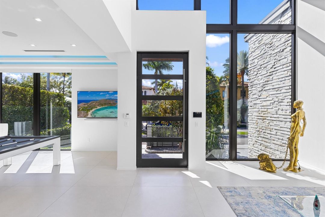 Foyer 3