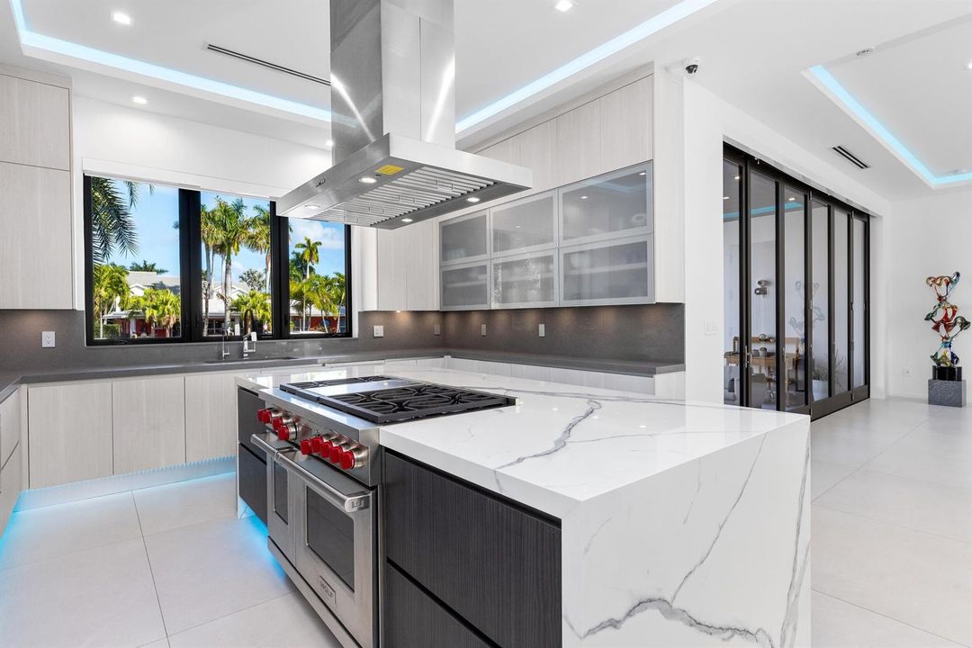 Kitchen 3