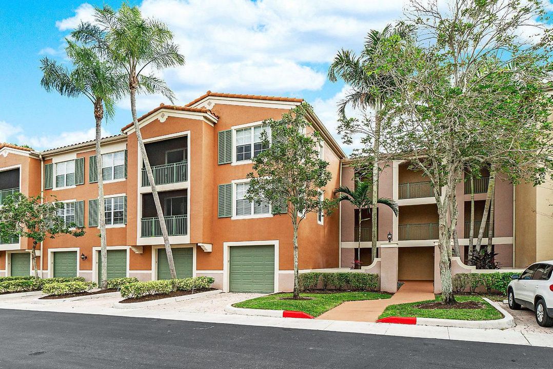 009-11740StAndrewsPlace-Wellington-FL-sm