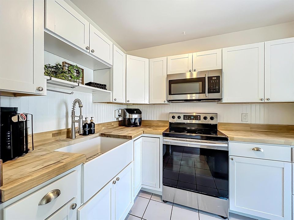 1090 Bianca Drive NE-23