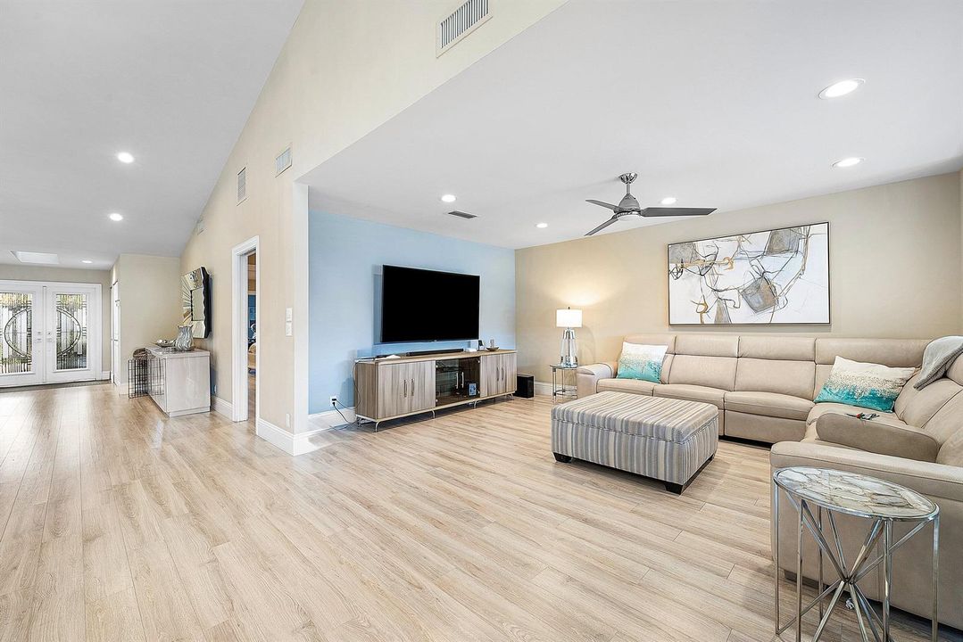 018-86CambridgeLane-BoyntonBeach-FL-3343