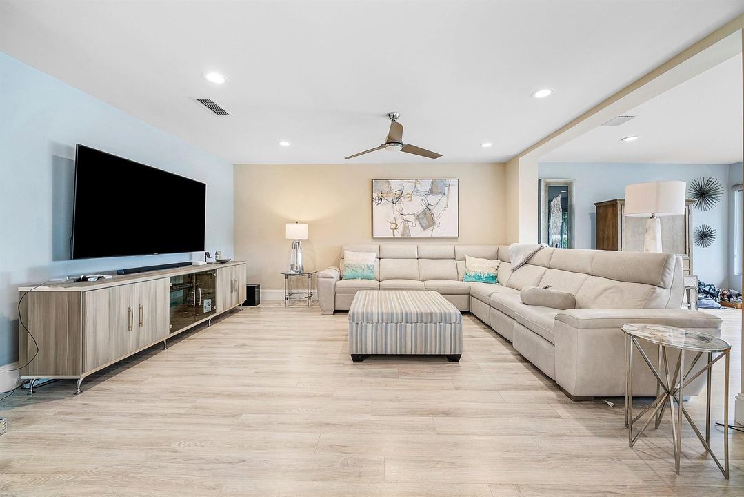 019-86CambridgeLane-BoyntonBeach-FL-3343