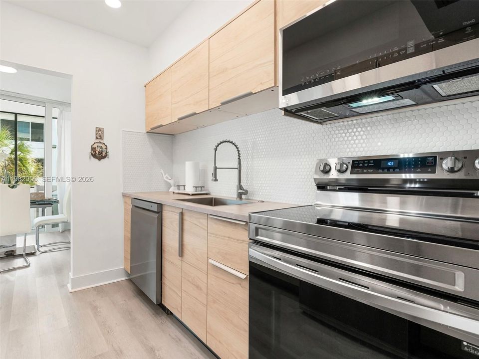 На продажу: $485,000 (1 спален, 1 ванн, 990 Квадратных фут)