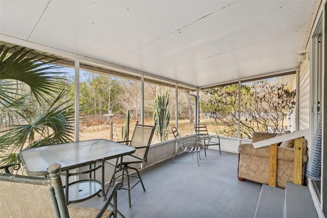 Activo con contrato: $475,000 (4 camas, 3 baños, 1456 Pies cuadrados)