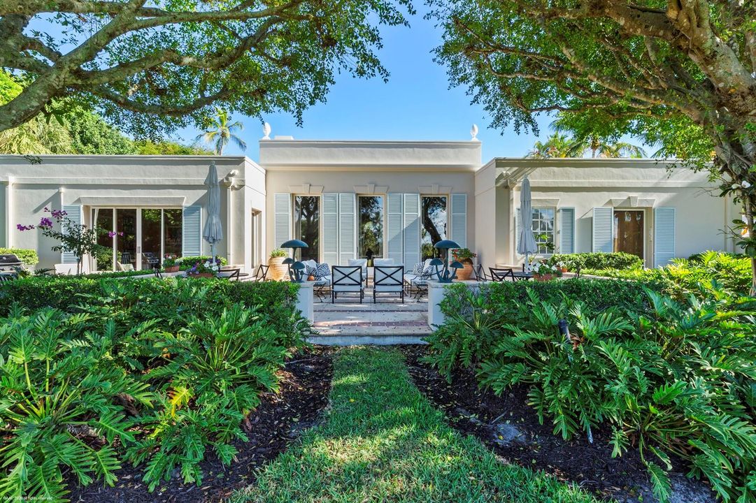 30 Gomez Rd 062