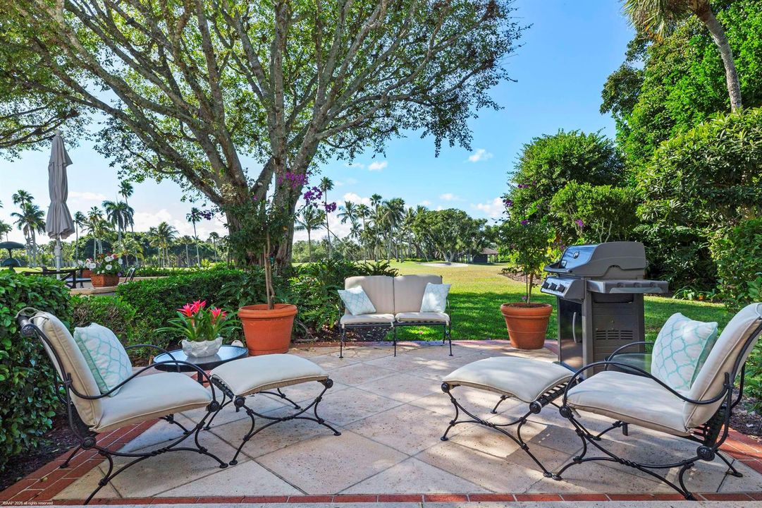 30 Gomez Rd 063