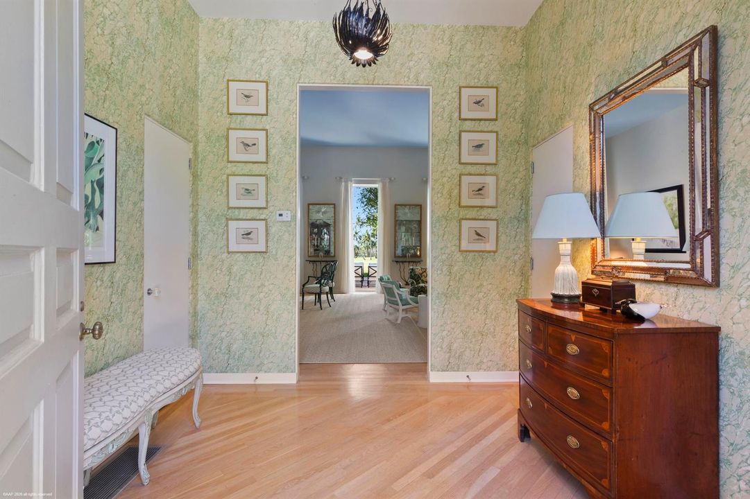 30 Gomez Rd 015