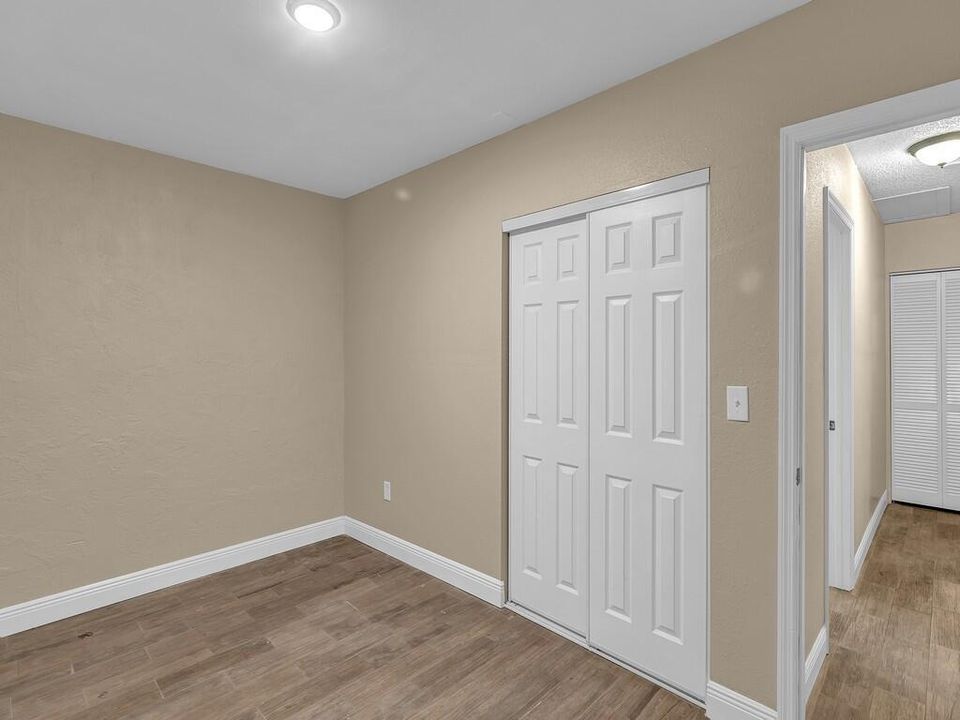 Resized027