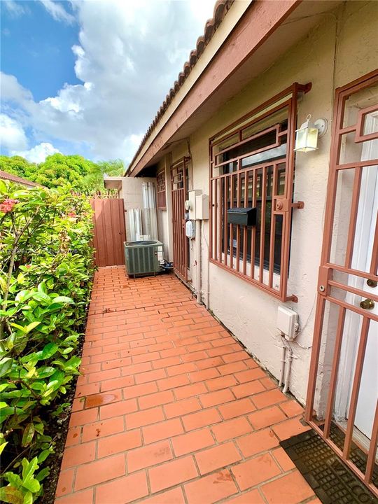 En Renta: $1,400 (0 camas, 1 baños, 400 Pies cuadrados)