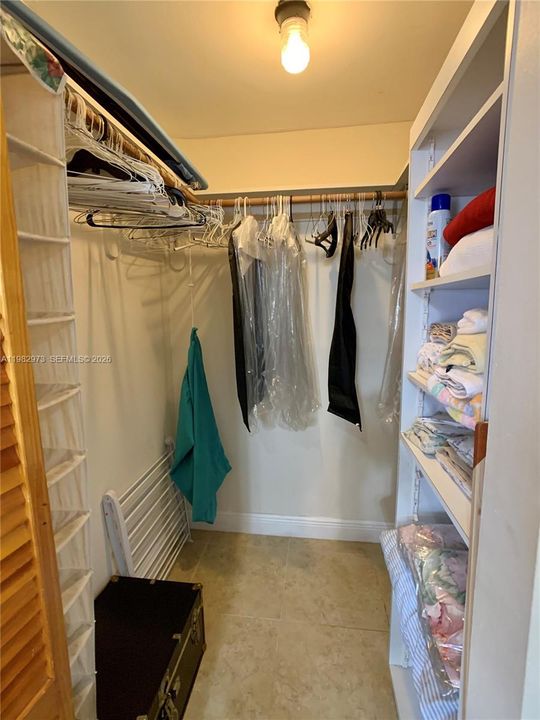 En Renta: $1,400 (0 camas, 1 baños, 400 Pies cuadrados)