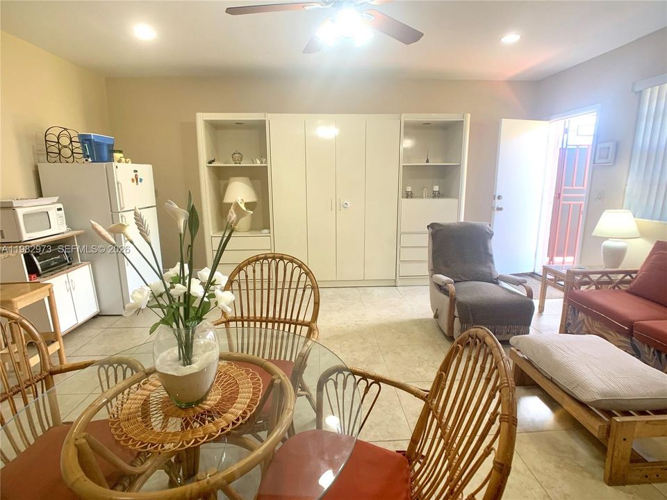 En Renta: $1,400 (0 camas, 1 baños, 400 Pies cuadrados)