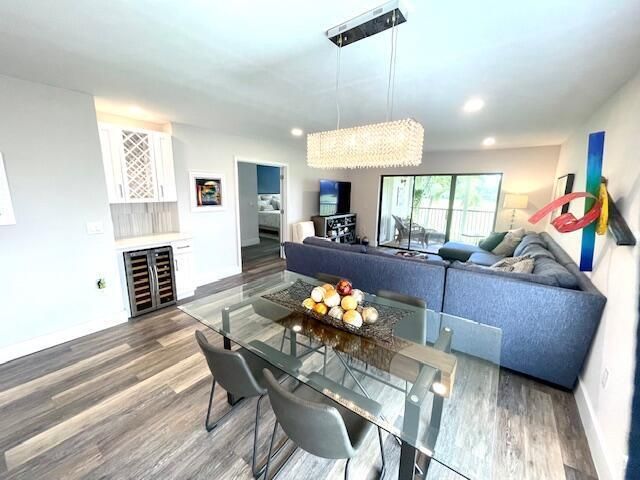 Dining / Living Room