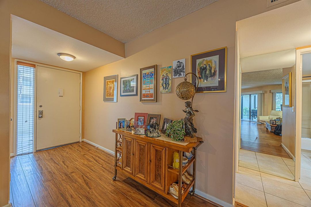 153A0105-HDR