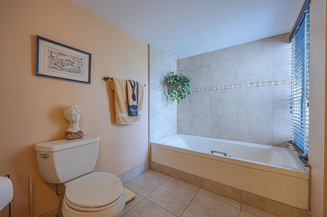 153A0020-HDR