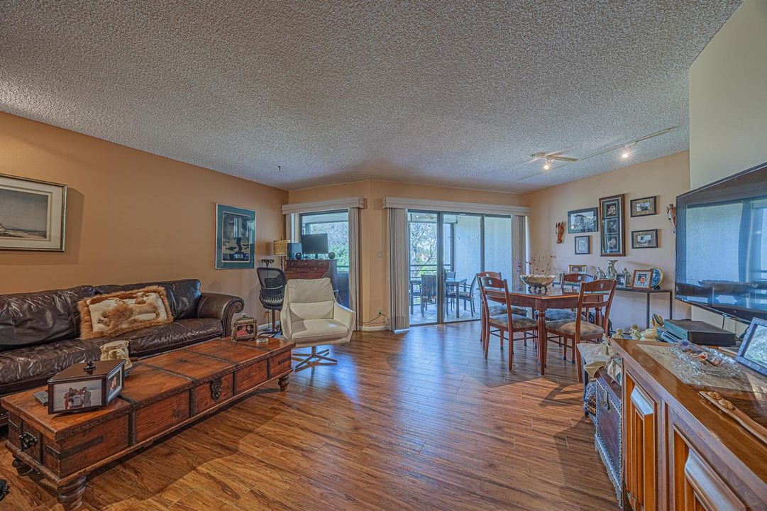 153A0090-HDR