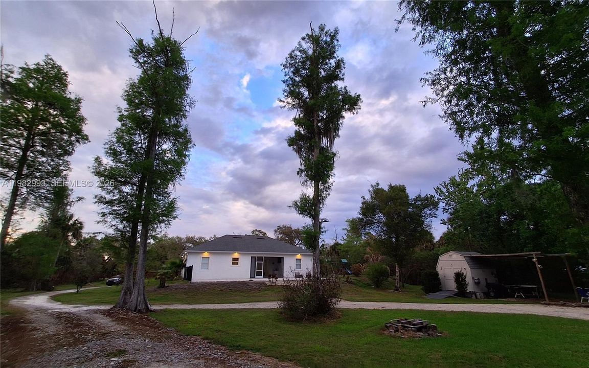 For Sale: $677,777 (4 beds, 3 baths, 1789 Square Feet)