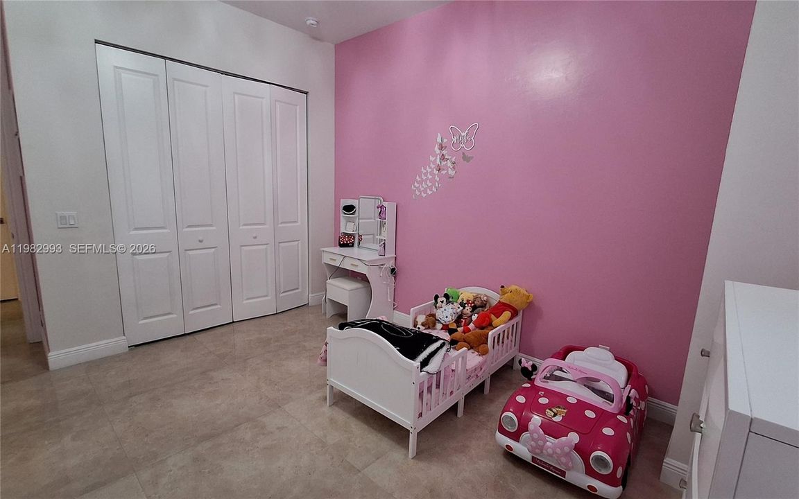 For Sale: $677,777 (4 beds, 3 baths, 1789 Square Feet)