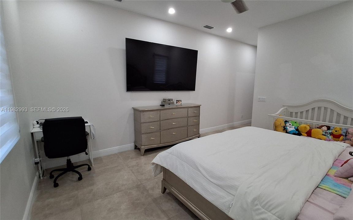 For Sale: $677,777 (4 beds, 3 baths, 1789 Square Feet)