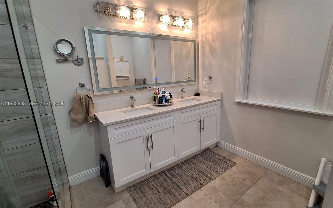 For Sale: $677,777 (4 beds, 3 baths, 1789 Square Feet)