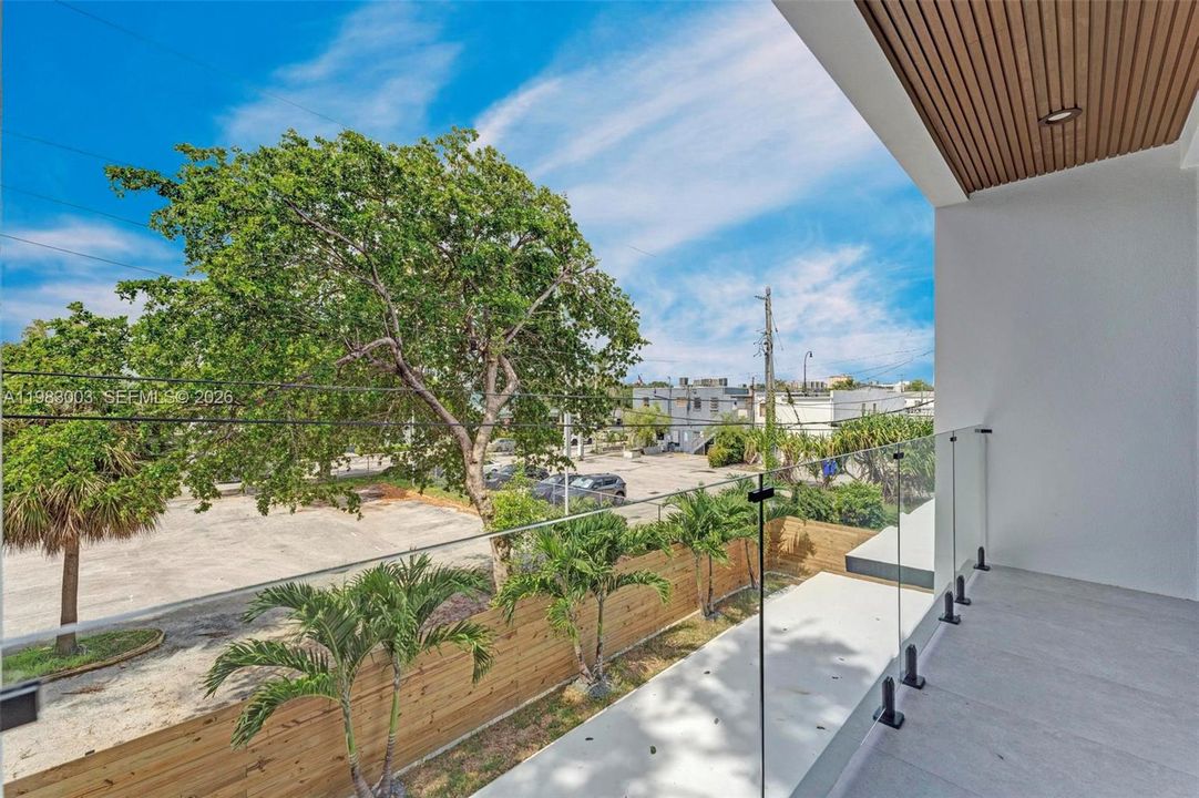 For Rent: $16,000 (6 beds, 4 baths, 0 Square Feet)