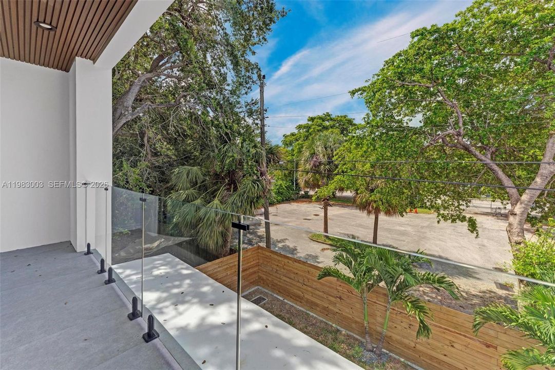 For Rent: $16,000 (6 beds, 4 baths, 0 Square Feet)