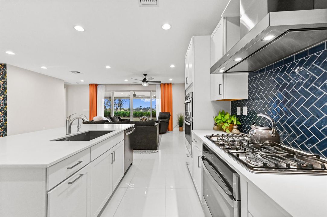 16 Kitchen 04