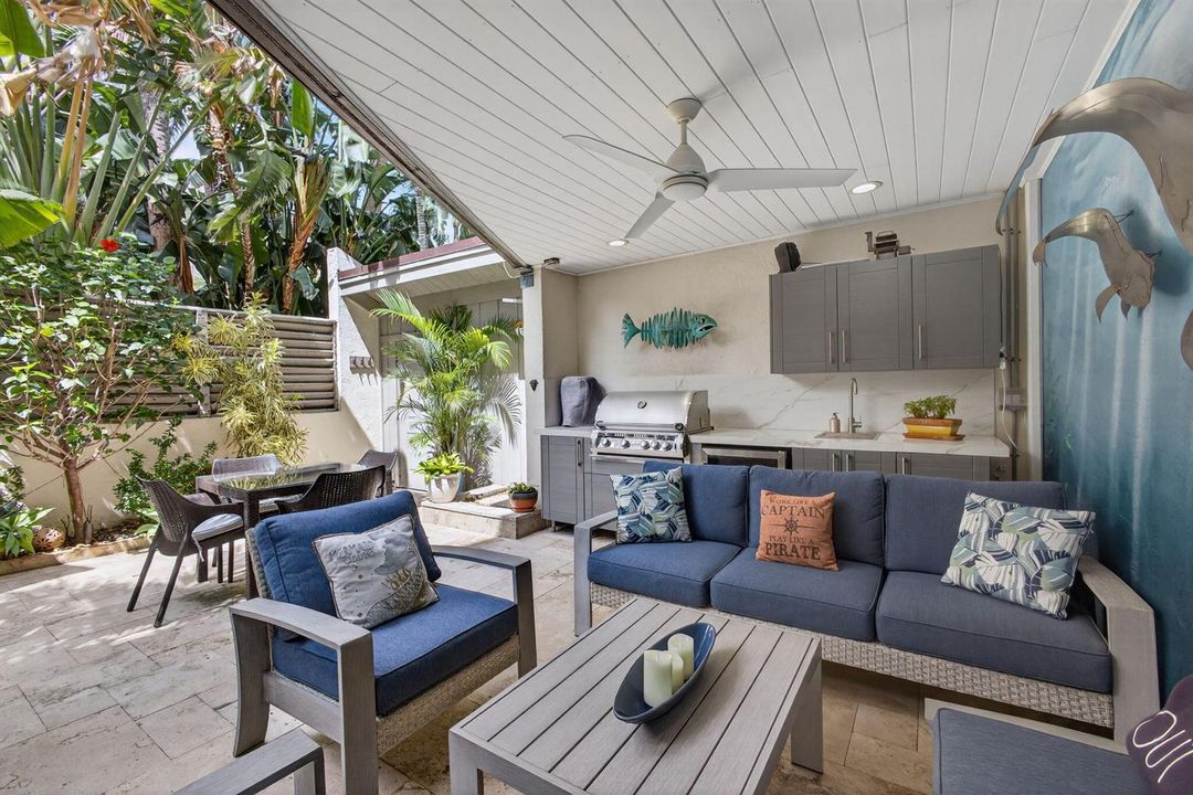 Multi zone outdoor living space