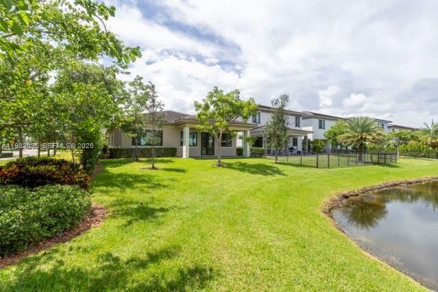 En Venta: $1,000,000 (4 camas, 3 baños, 2378 Pies cuadrados)