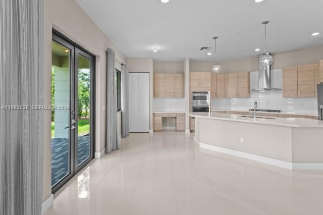 En Venta: $1,000,000 (4 camas, 3 baños, 2378 Pies cuadrados)