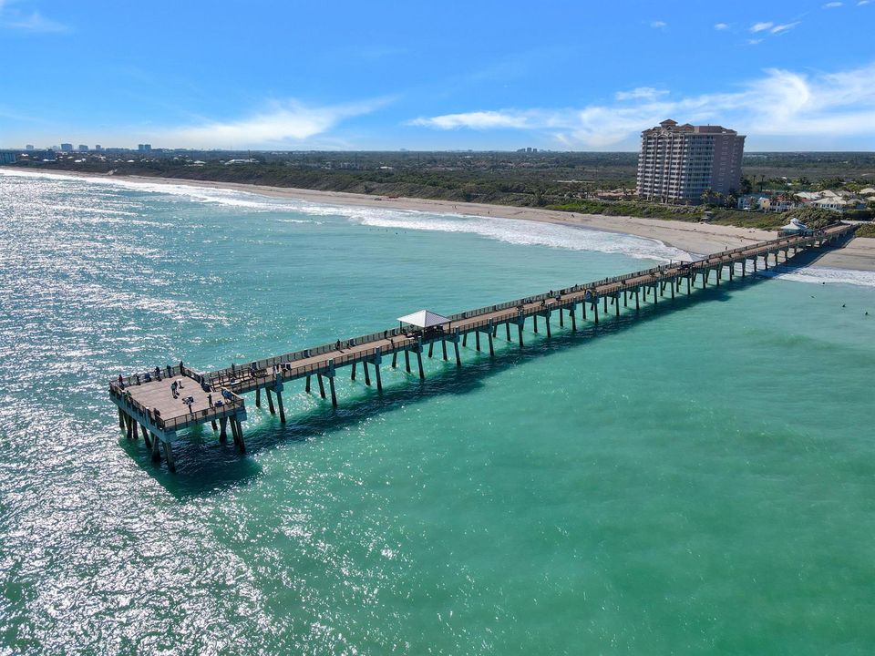 Juno Beach Pier