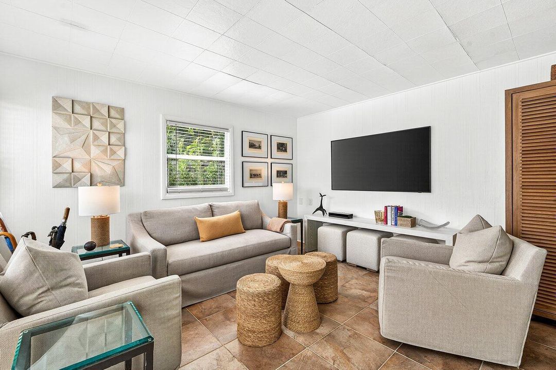 Guest House TV