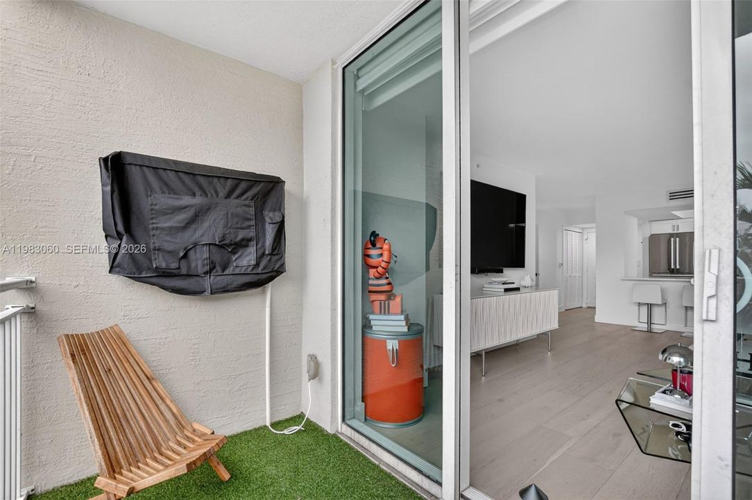 Activo con contrato: $699,999 (1 camas, 1 baños, 890 Pies cuadrados)