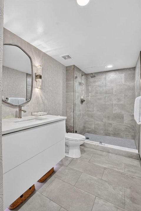 Activo con contrato: $699,999 (1 camas, 1 baños, 890 Pies cuadrados)
