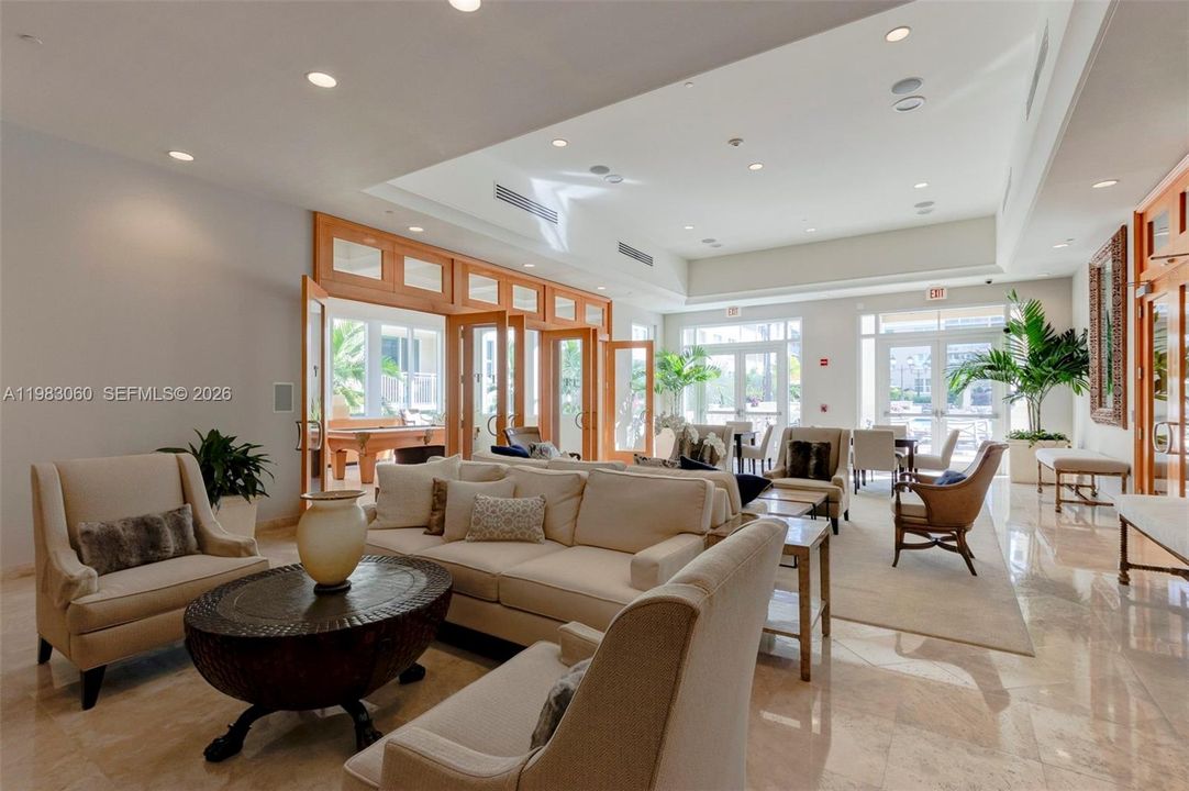 Activo con contrato: $699,999 (1 camas, 1 baños, 890 Pies cuadrados)