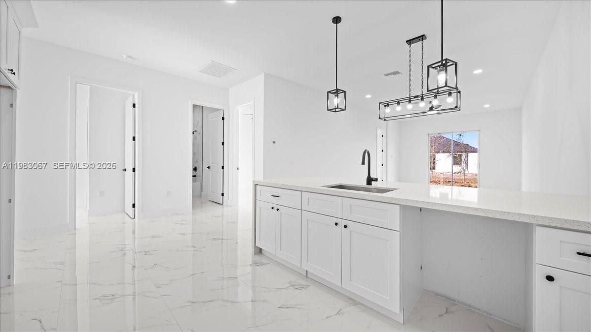 На продажу: $549,900 (0 спален, 0 ванн, 2498 Квадратных фут)