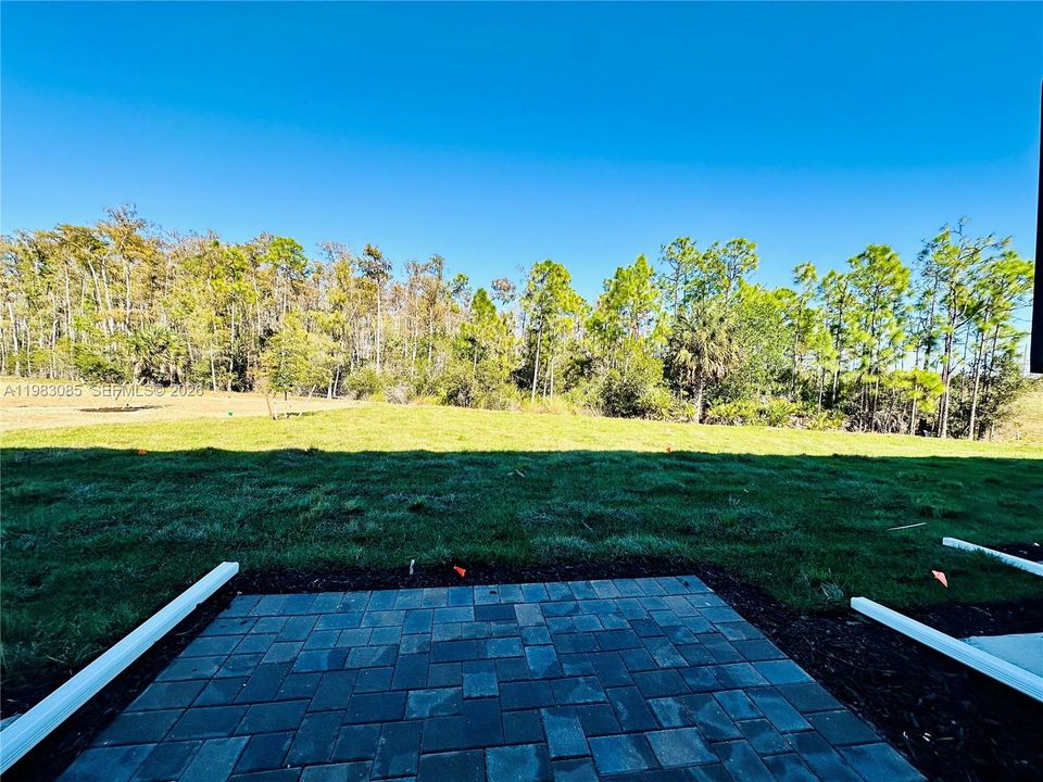 Recently Rented: $1,750 (3 beds, 2 baths, 1464 Square Feet)