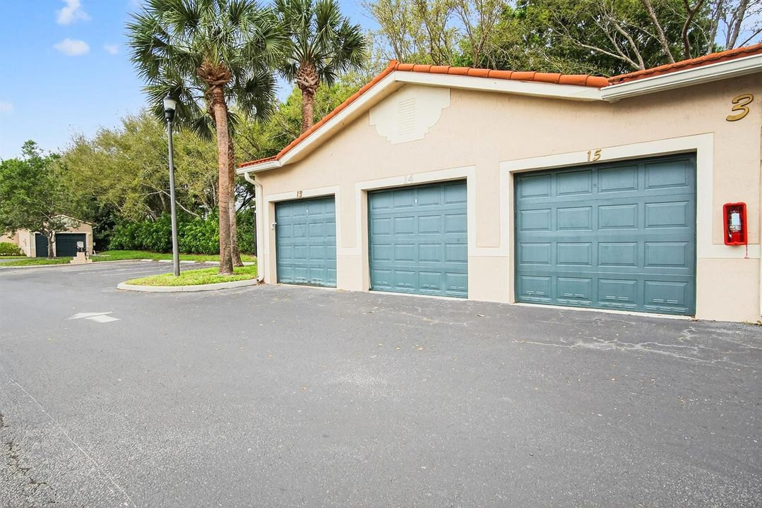 Garage #15