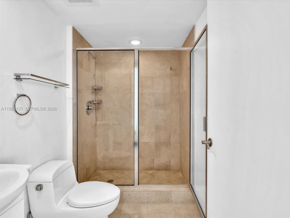 For Sale: $1,445,000 (2 beds, 2 baths, 1886 Square Feet)