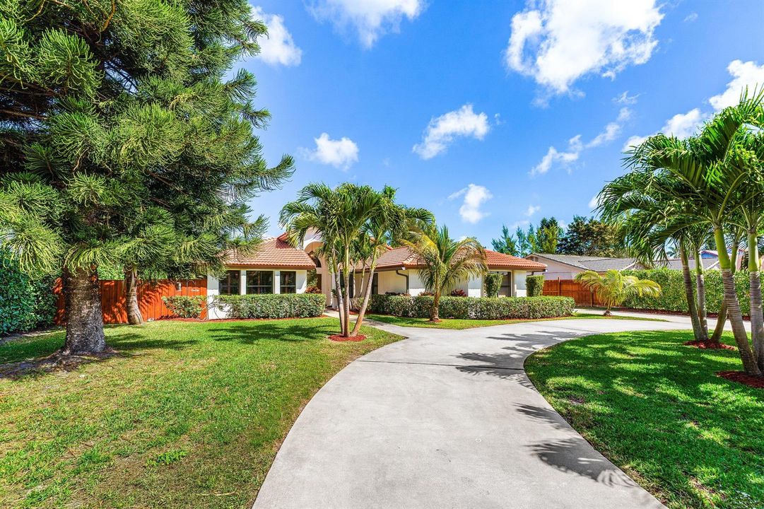 001-3897SherwoodBoulevard-DelrayBeach-FL