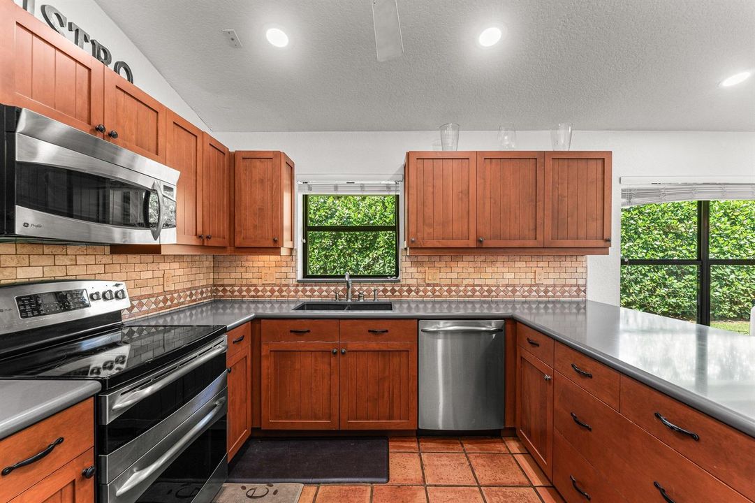 021-3897SherwoodBoulevard-DelrayBeach-FL