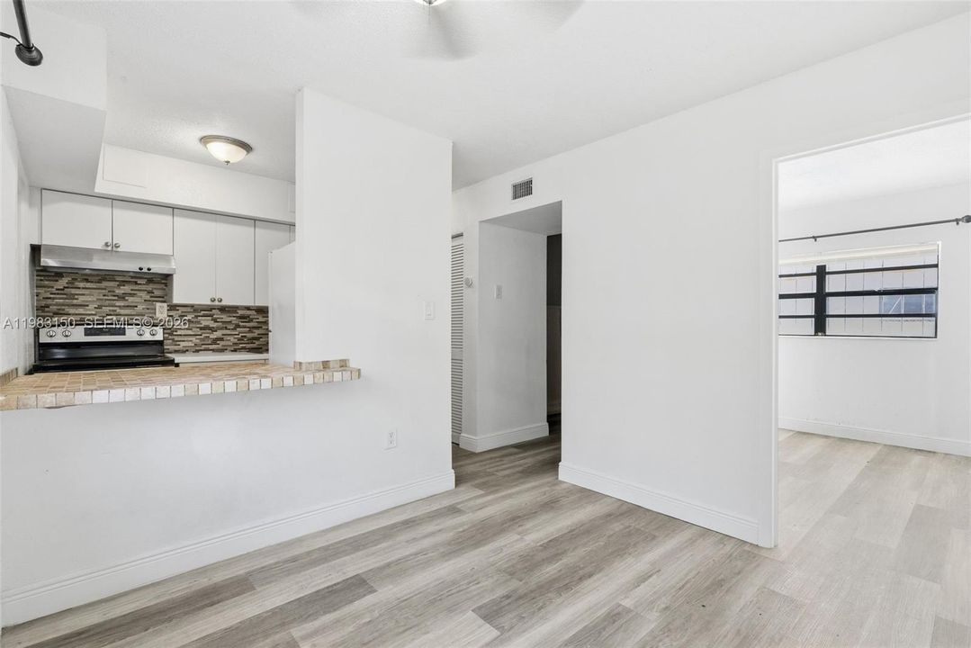 Active With Contract: $1,175,000 (0 beds, 0 baths, 3036 Square Feet)