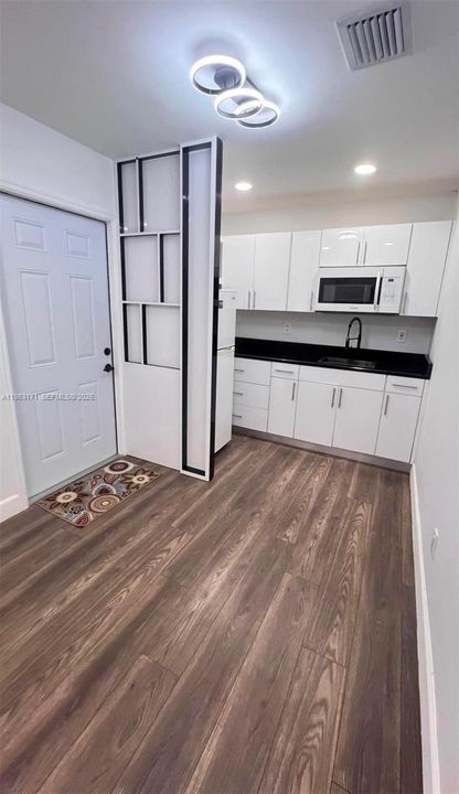 В аренду: $1,600 (1 спален, 1 ванн, 1927 Квадратных фут)