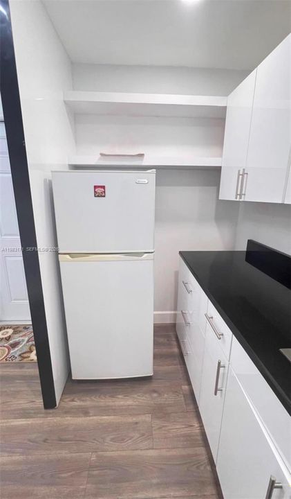 В аренду: $1,600 (1 спален, 1 ванн, 1927 Квадратных фут)