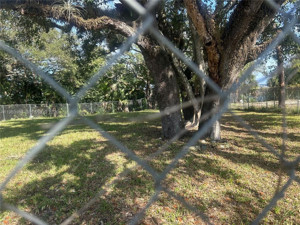 На продажу: $580,000 (0 спален, 0 ванн, 0 Квадратных фут)