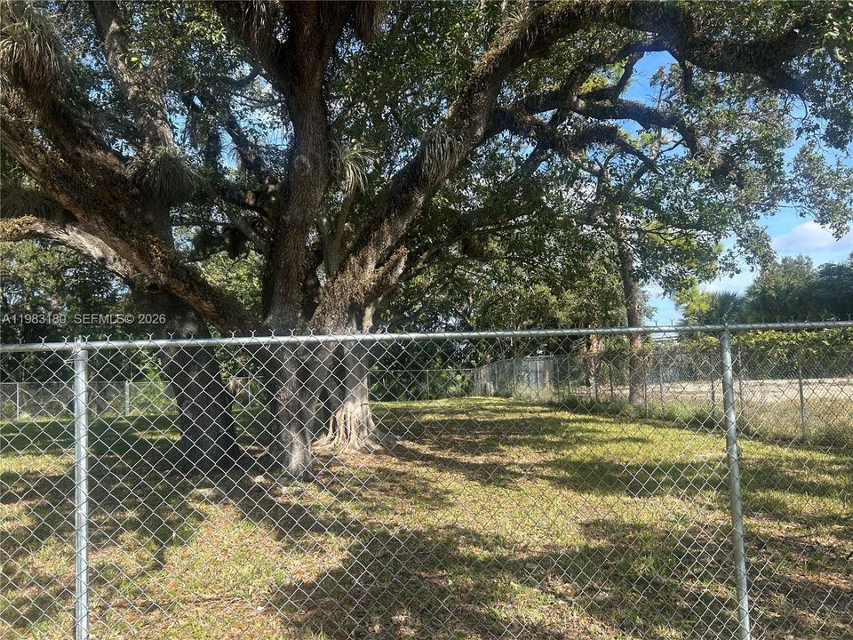 На продажу: $580,000 (0 спален, 0 ванн, 0 Квадратных фут)