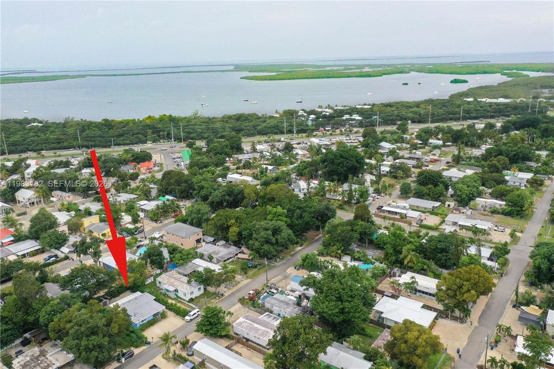 For Sale: $599,900 (3 beds, 2 baths, 1208 Square Feet)